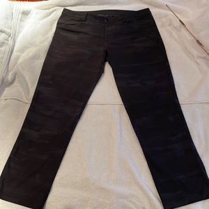 Lululemon ABC Pants Classic Fi 38 x 31/32 Rare Camo Balck and Grey